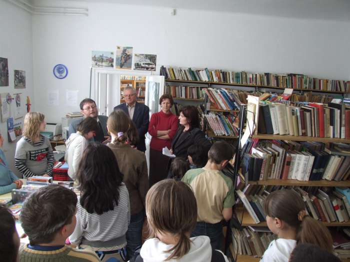2008.03.12. Felsőrajki könyvtár nyitás 05.jpg